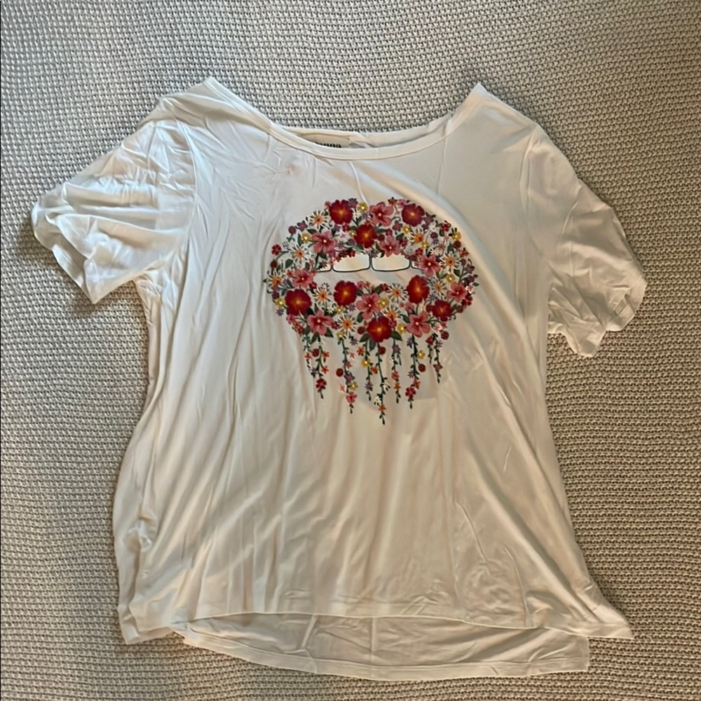 Savanna Jane Talk Floral To Me Tee